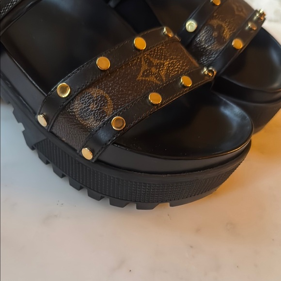 Louis Vuitton Black Sandals with Gold Accents - Picture 3 of 7